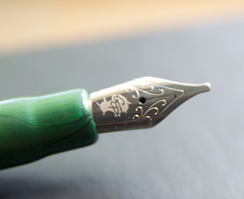 Review: Noodler's Ahab With Goulet Pens 1.1mm Italic Stub Nib - The ...